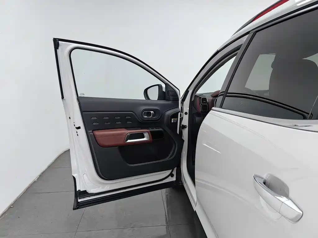 Citroen C5 AIRCROSS — миниатюра 8