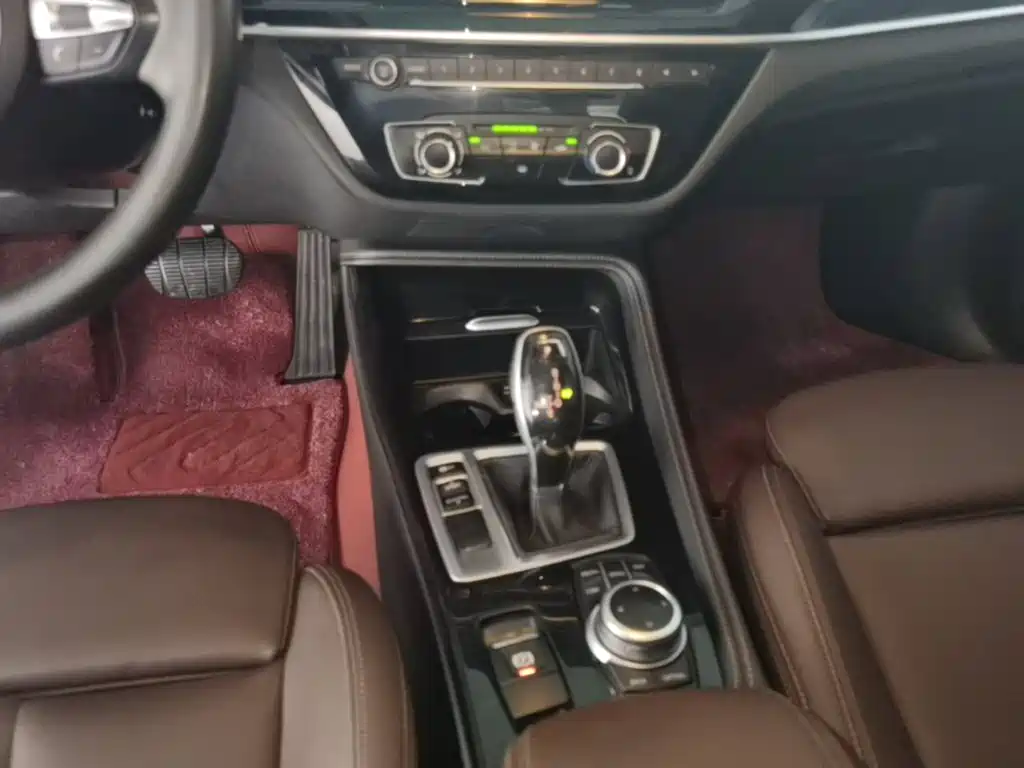 BMW 1 Series — миниатюра 14