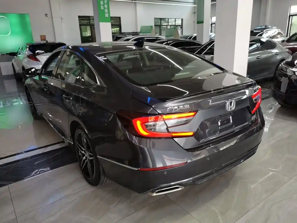 Honda Accord — миниатюра 5