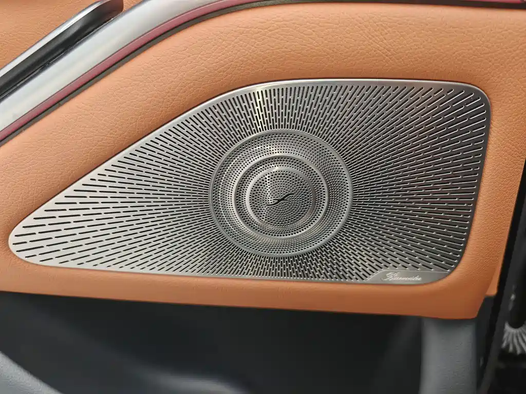 Mercedes-Benz S-Class — миниатюра 9