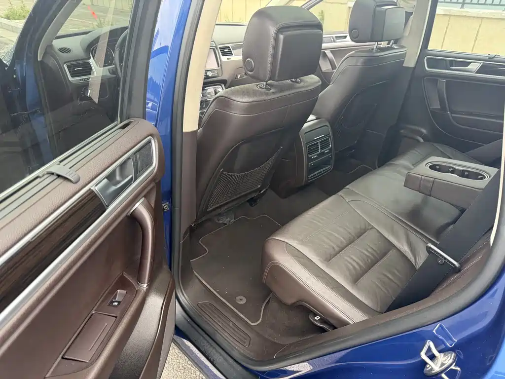 Volkswagen Touareg — миниатюра 9