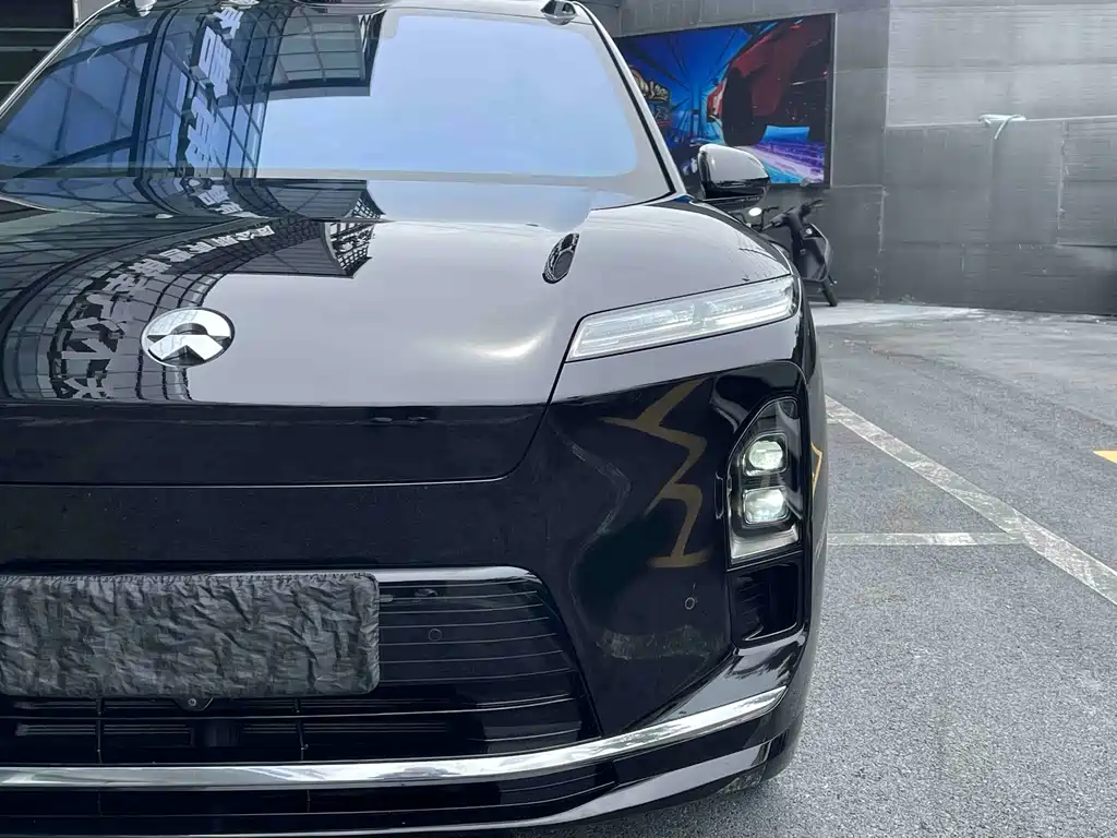 NIO ES8 2026 мест Executive Luxury