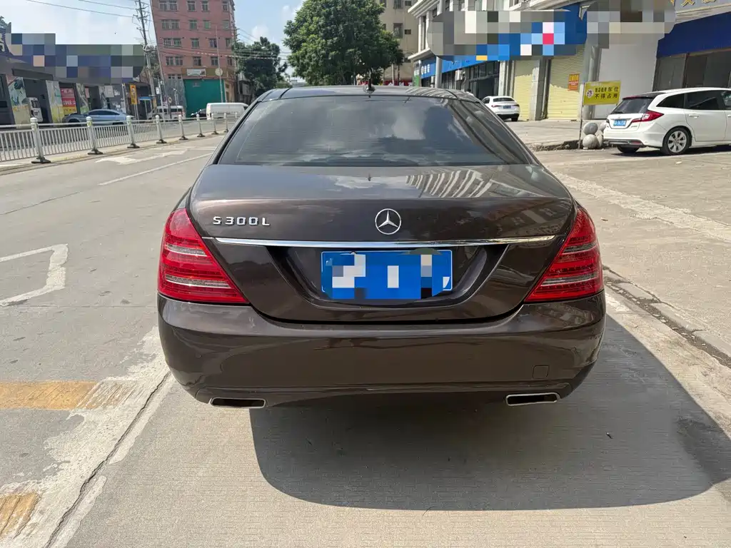 Mercedes-Benz S-Class — миниатюра 8