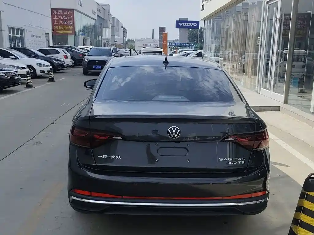 Volkswagen Sagitar — миниатюра 7