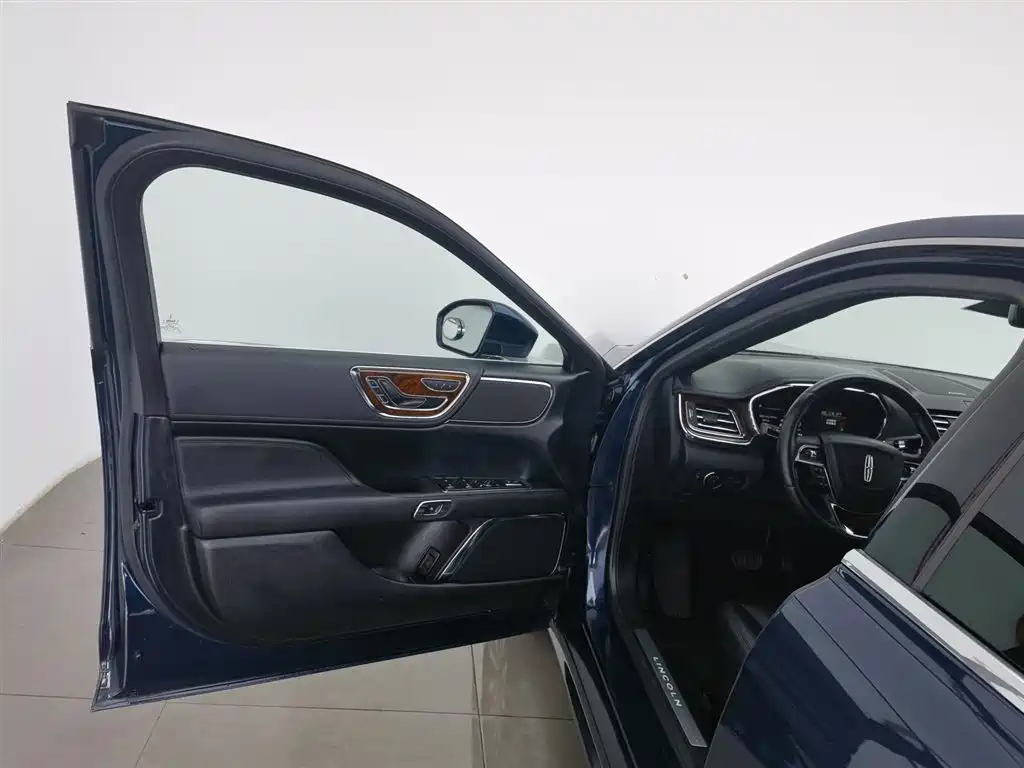 Lincoln Continental 2017 2.0T Premium