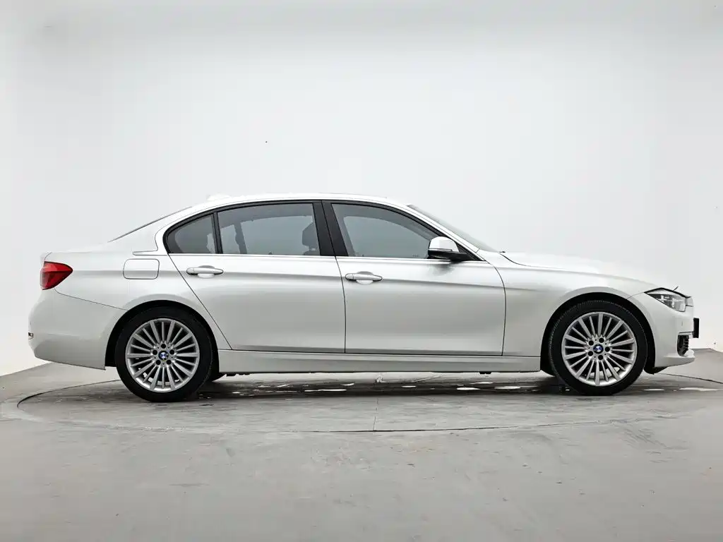 BMW 3 Series — миниатюра 5