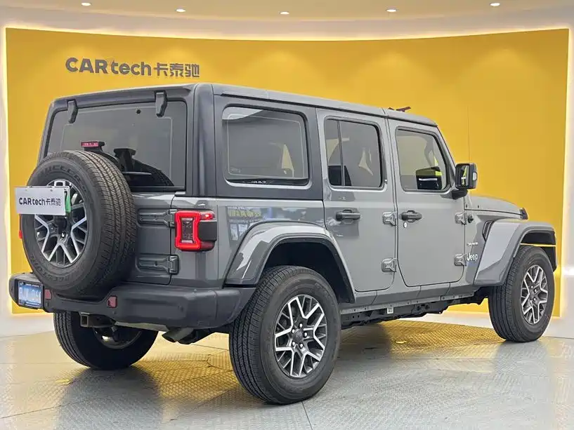 Jeep Wrangler PHEV — миниатюра 3