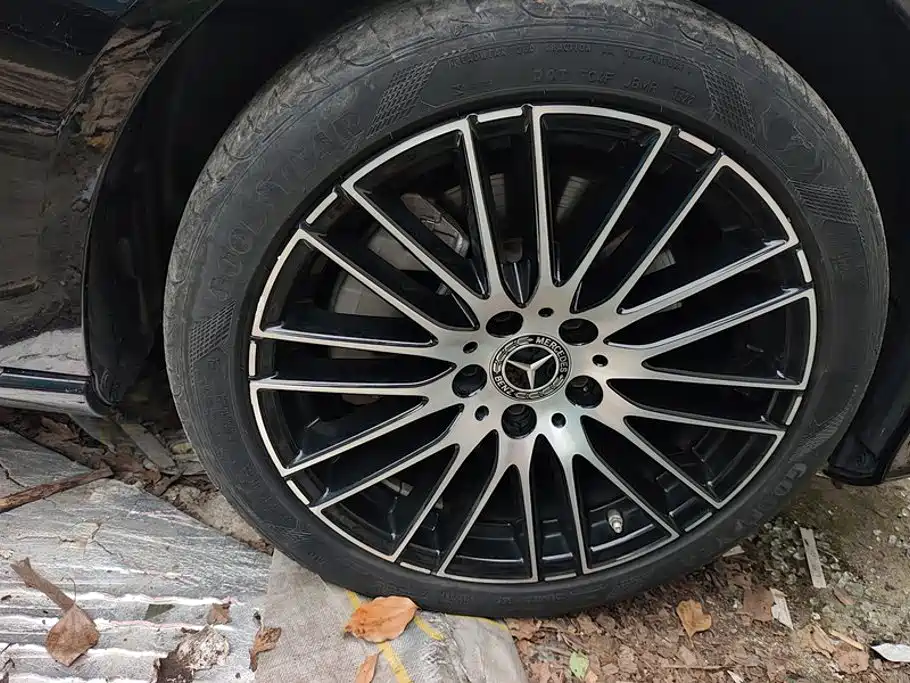 Mercedes-Benz C-Class — миниатюра 6
