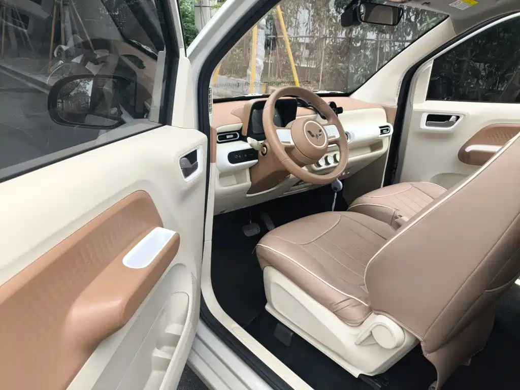 Wuling MINIEV — миниатюра 12