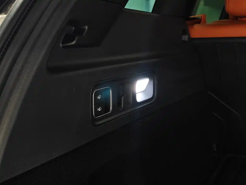Li Auto Li L6 — миниатюра 16