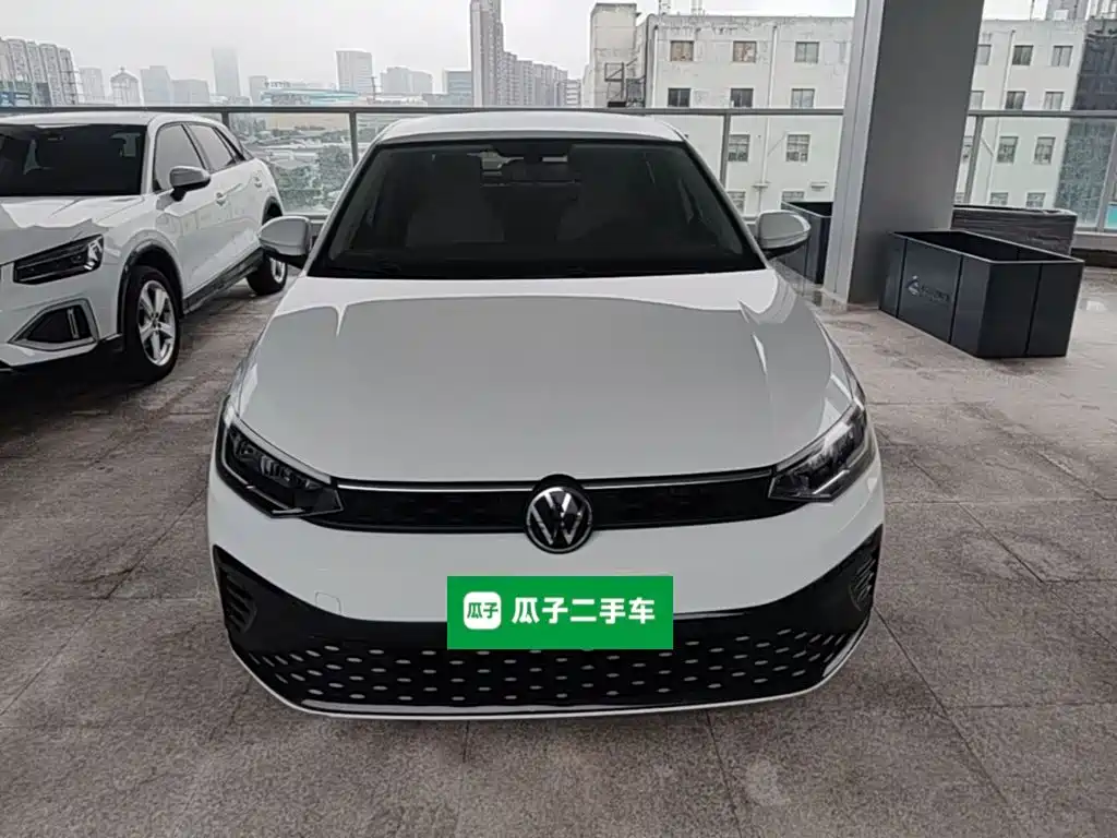 Volkswagen Lavida — миниатюра 3