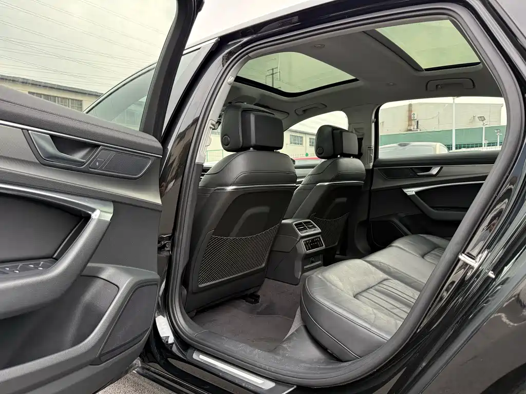 Audi A6L — миниатюра 9