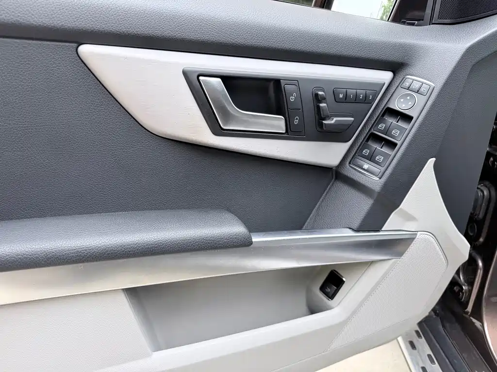 Mercedes-Benz GLK-Class — миниатюра 11