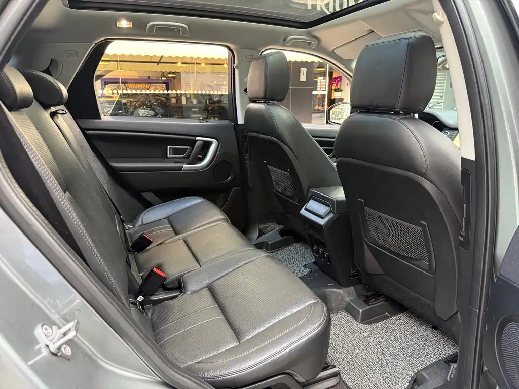 Land Rover Discovery Sport — миниатюра 25