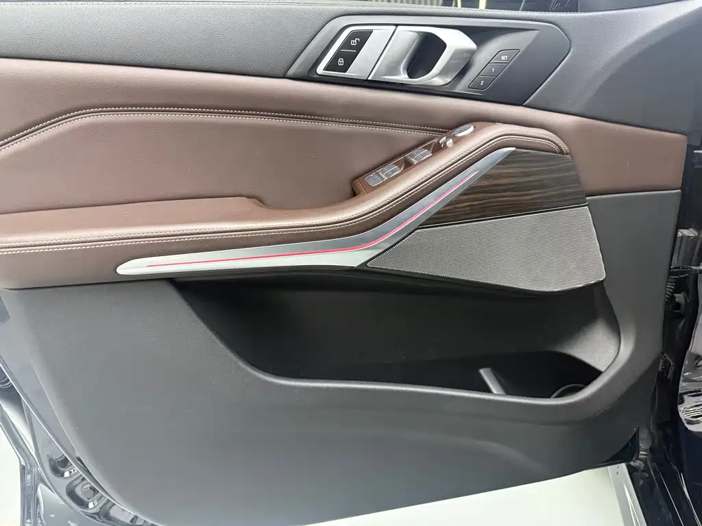 BMW X5 — миниатюра 4