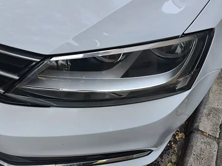 Volkswagen Sagitar — миниатюра 5
