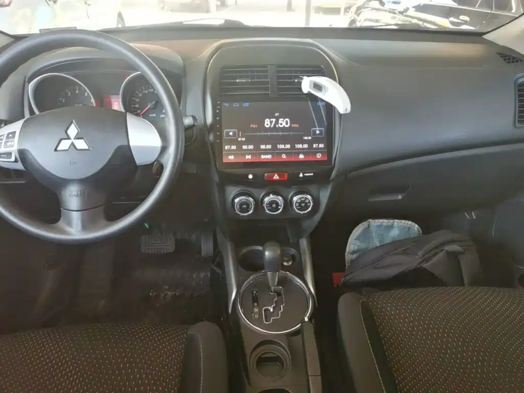 Mitsubishi ASX — миниатюра 13