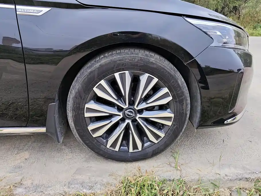 Nissan Teana — миниатюра 6