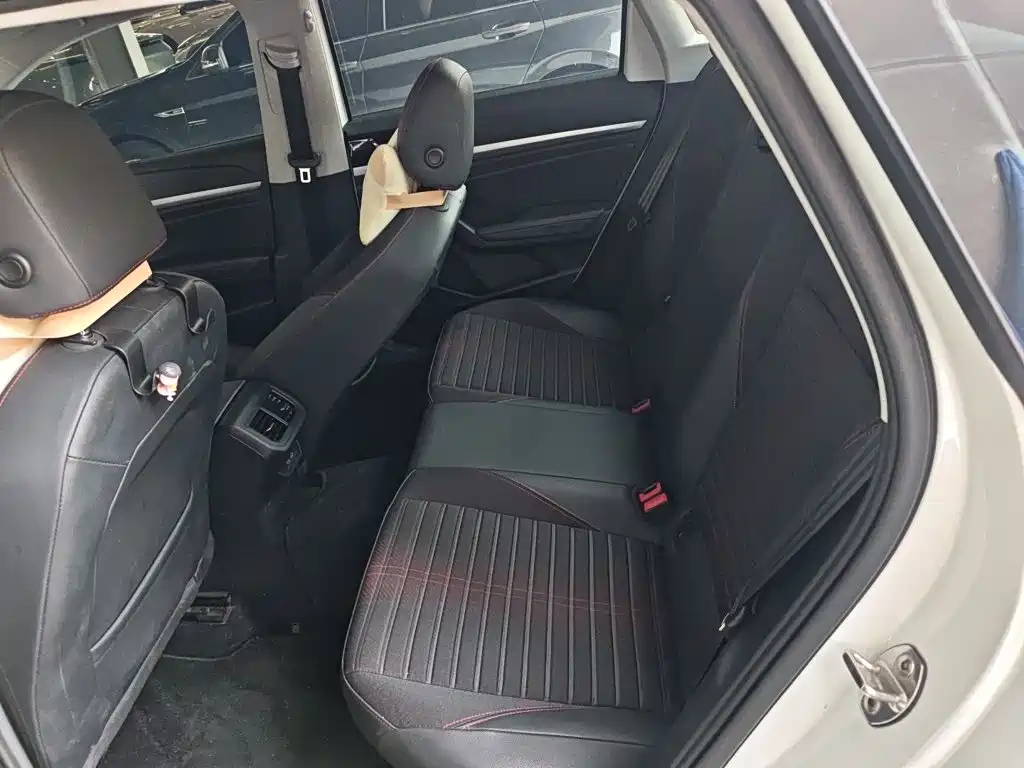 Volkswagen Lavida — миниатюра 13