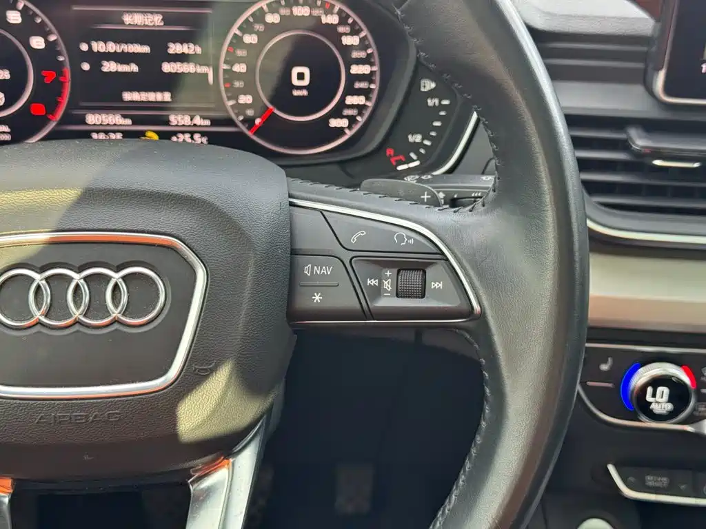Audi Q5L — миниатюра 26