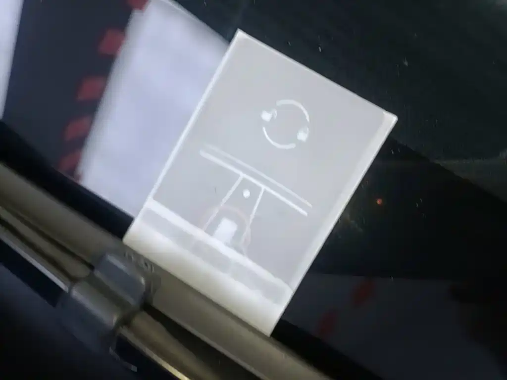 Tesla Model 3 — миниатюра 9