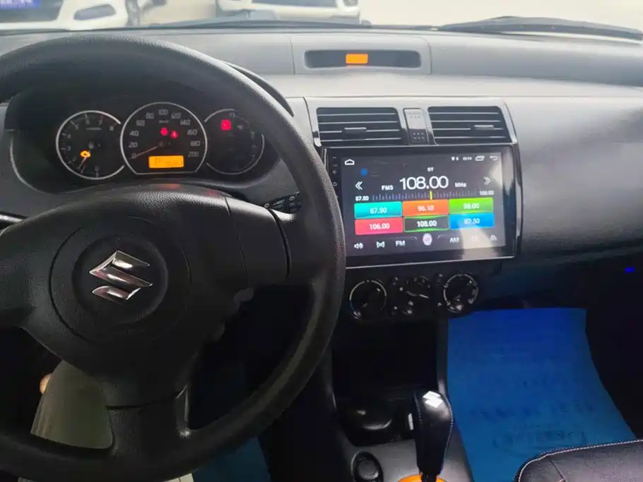 Suzuki Swift — миниатюра 12