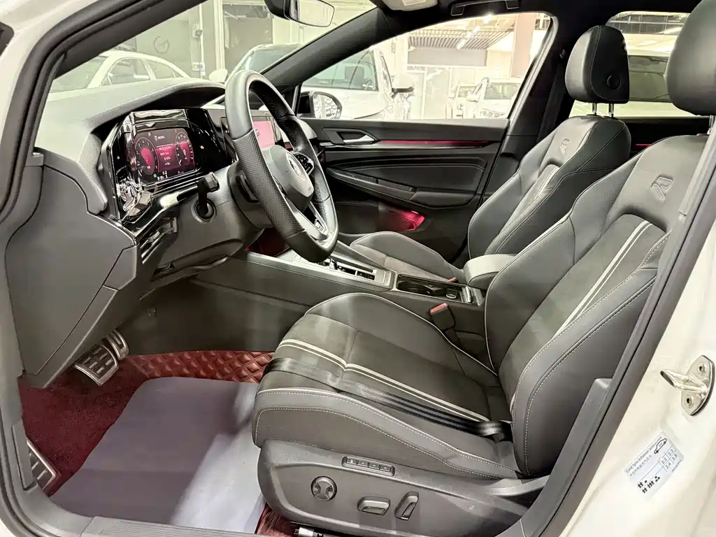 Volkswagen Golf — миниатюра 8