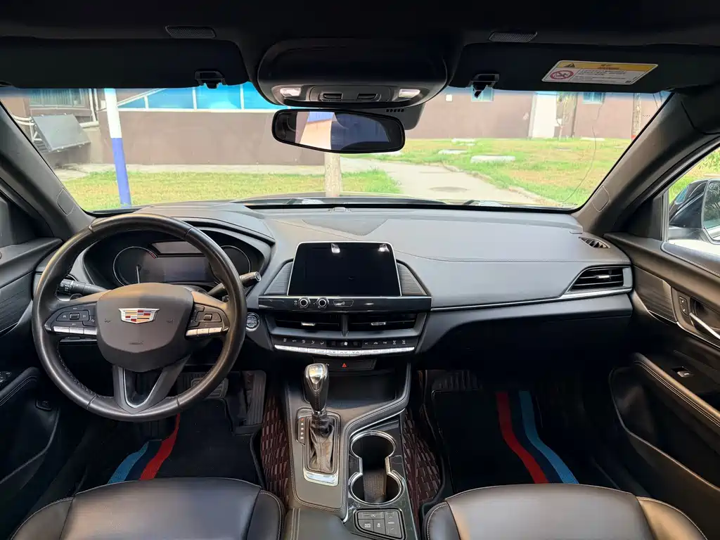 Cadillac CT4 — миниатюра 8