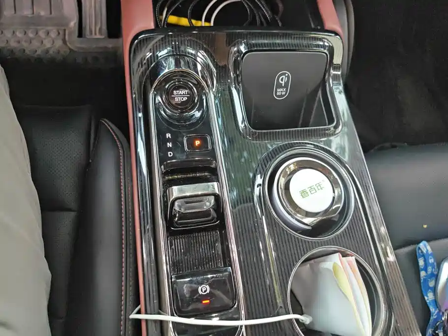 GAC Motor Trumpchi E8 PHEV — миниатюра 16