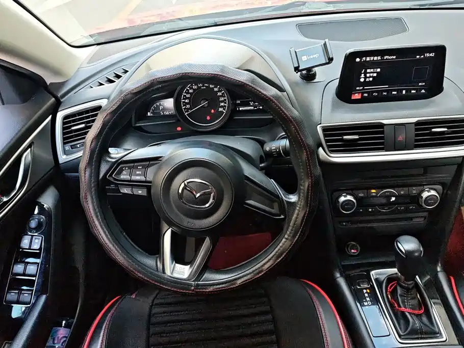Mazda 3 Axela — миниатюра 15