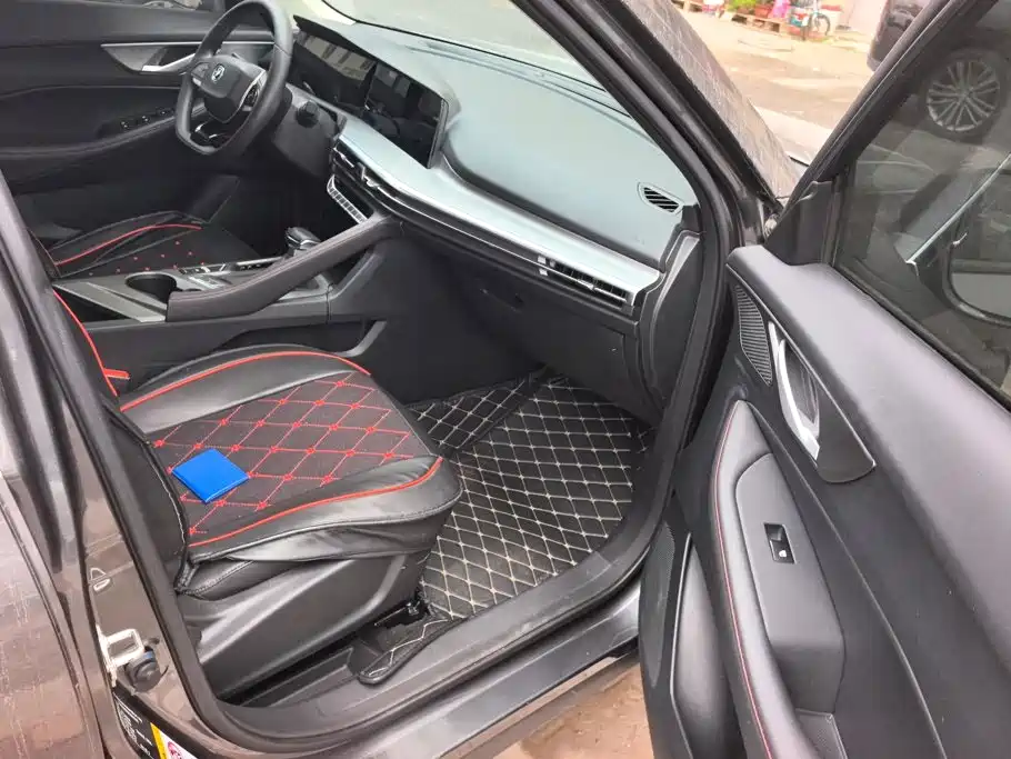 Changan CS35PLUS — миниатюра 8