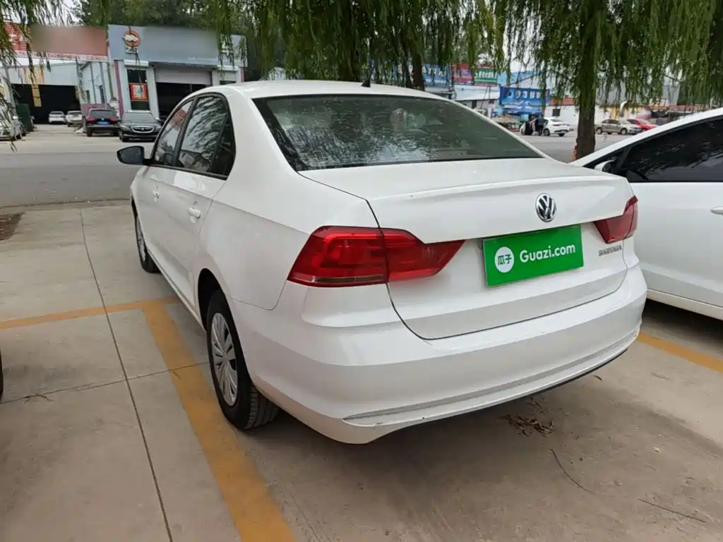 Volkswagen Santana — миниатюра 5
