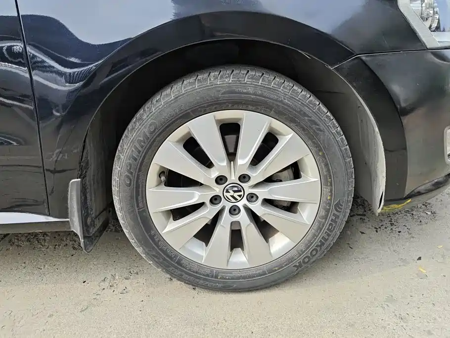 Volkswagen Lavida — миниатюра 6