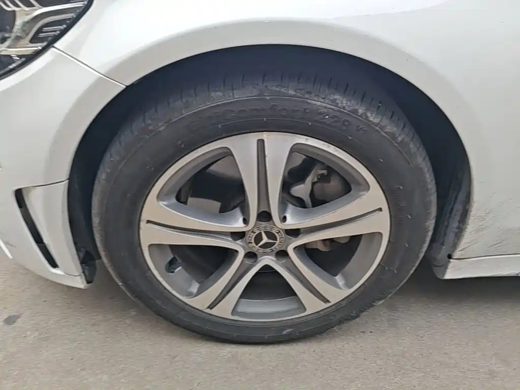 Mercedes-Benz C-Class — миниатюра 23
