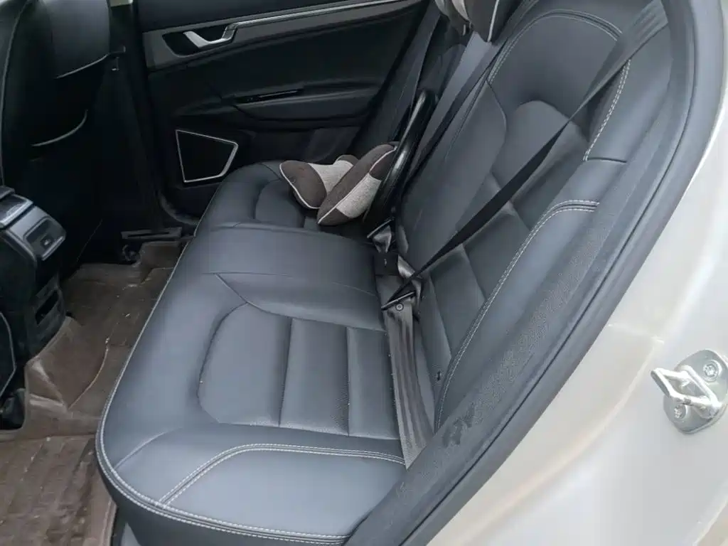Geely Emgrand GS — миниатюра 17