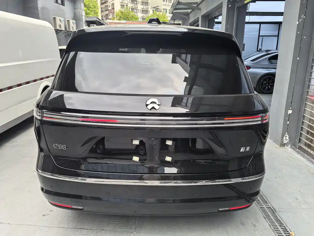 NIO ES8 2026 мест Executive Luxury