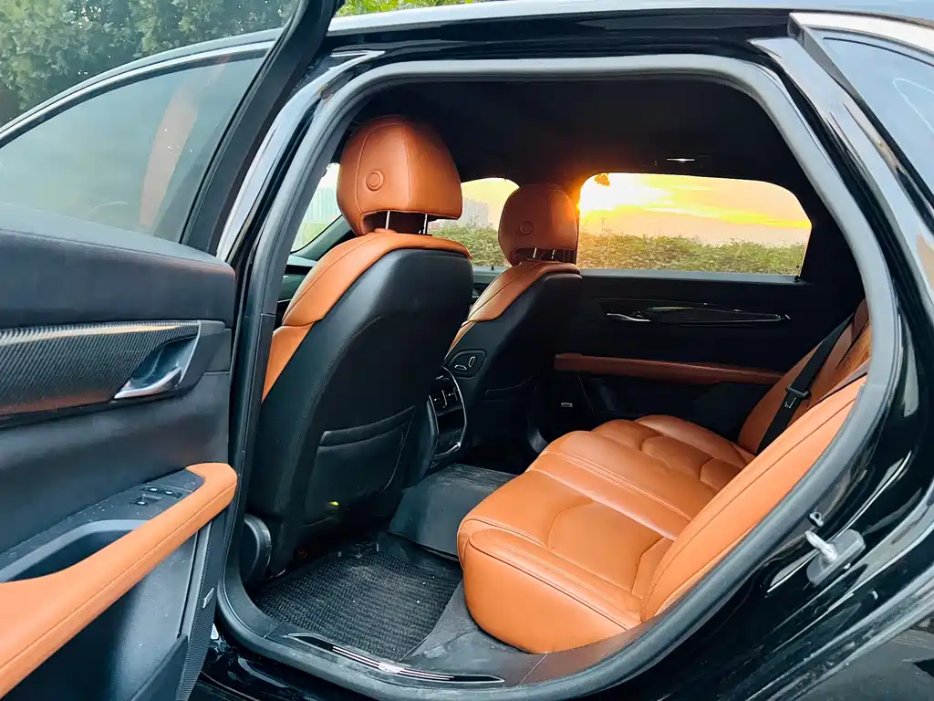 Cadillac CT6 — миниатюра 6
