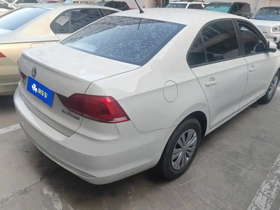 Volkswagen Santana — миниатюра 3