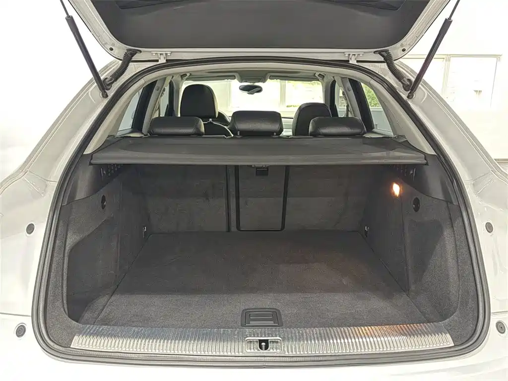 Audi Q3 (Import) — миниатюра 9
