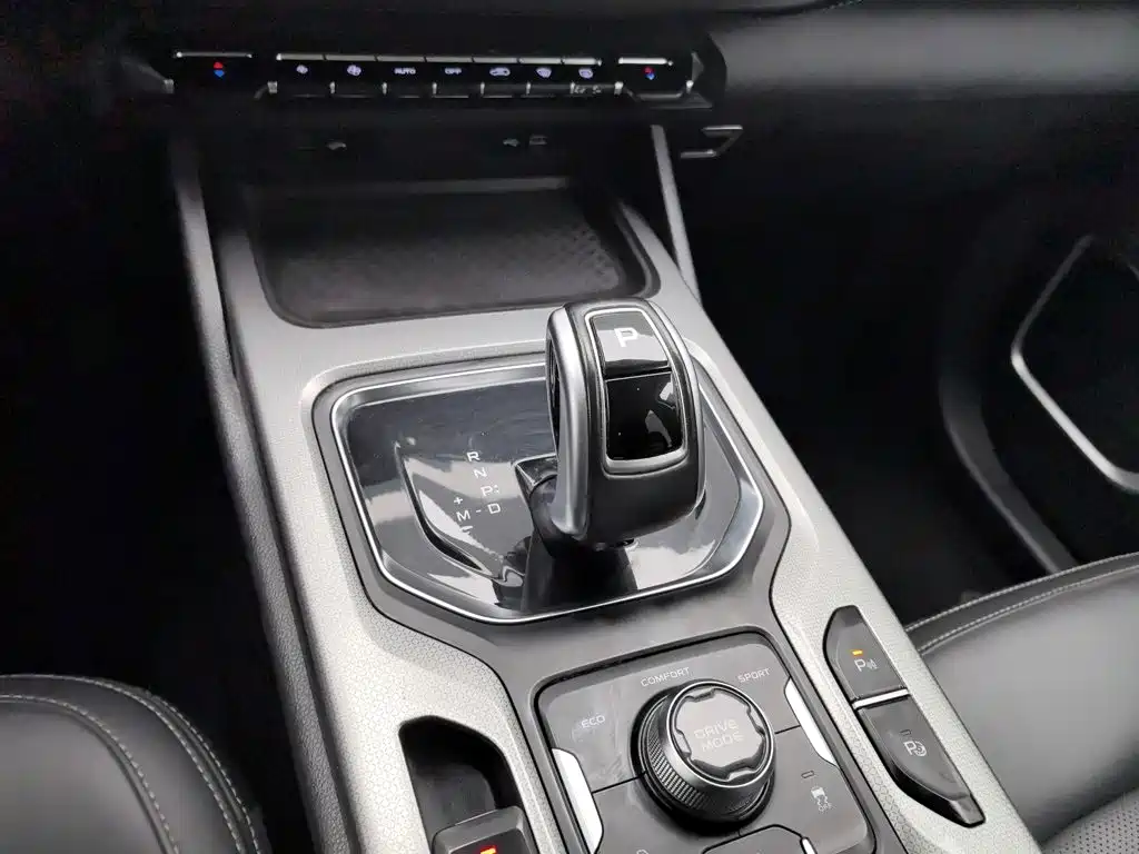 Geely Haoyue — миниатюра 13