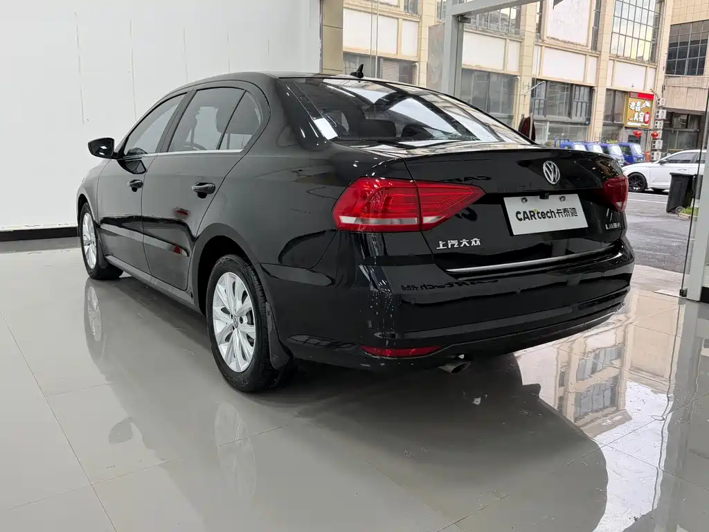 Volkswagen Lavida 2017 1.6L AT Comfort