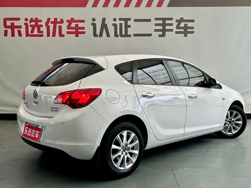 Buick Excelle — миниатюра 5