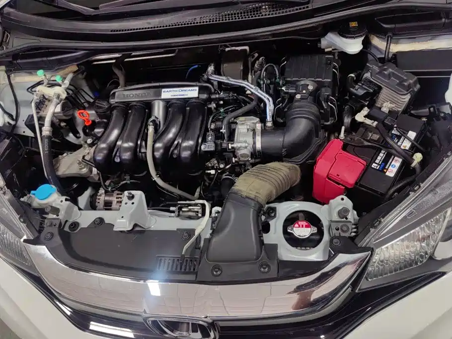Honda Fit — миниатюра 10