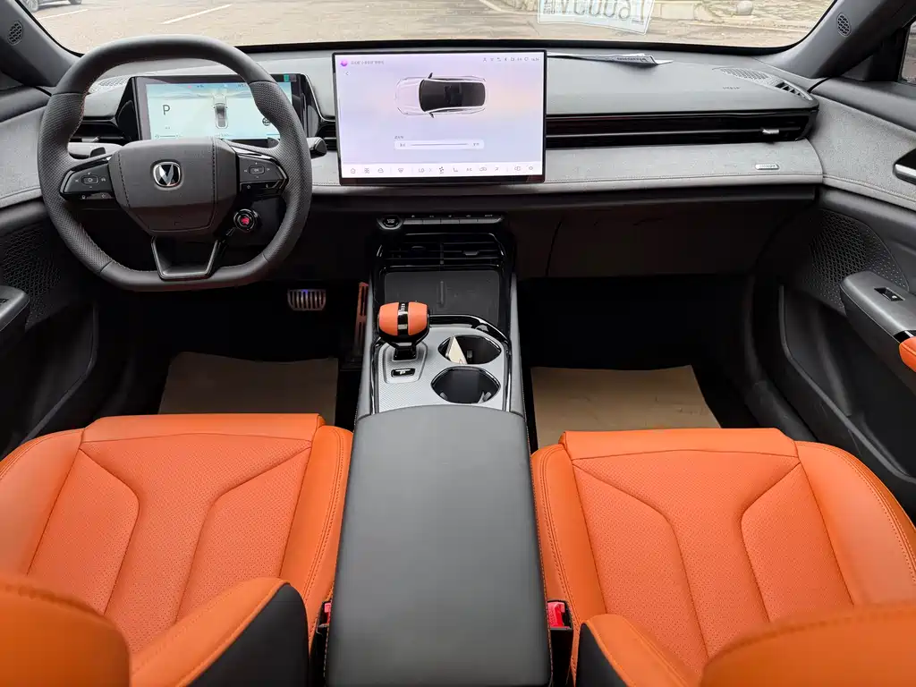 Changan UNI-V 2025 2.0T
