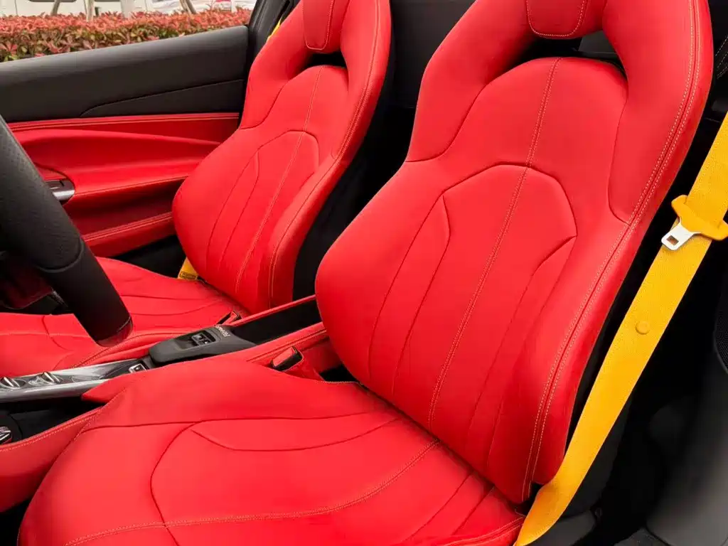 Ferrari F8 — миниатюра 9