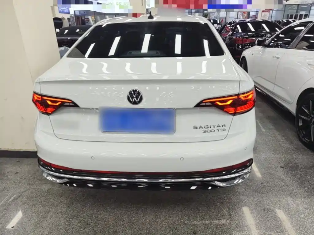 Volkswagen Sagitar — миниатюра 6