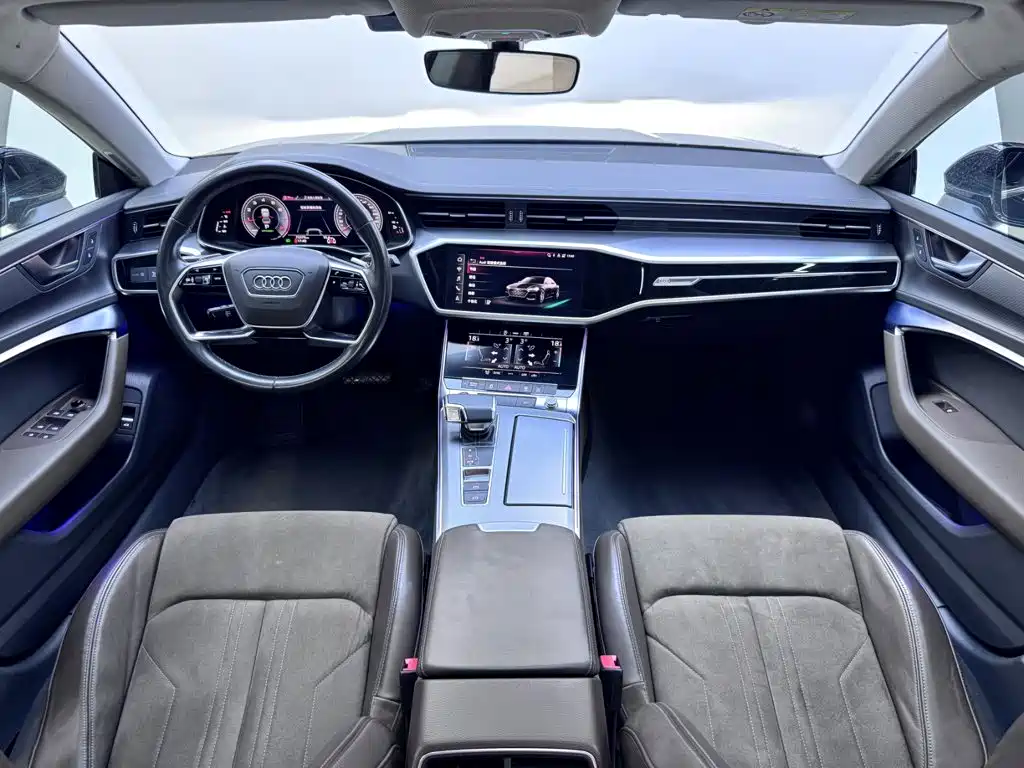Audi A7L — миниатюра 10