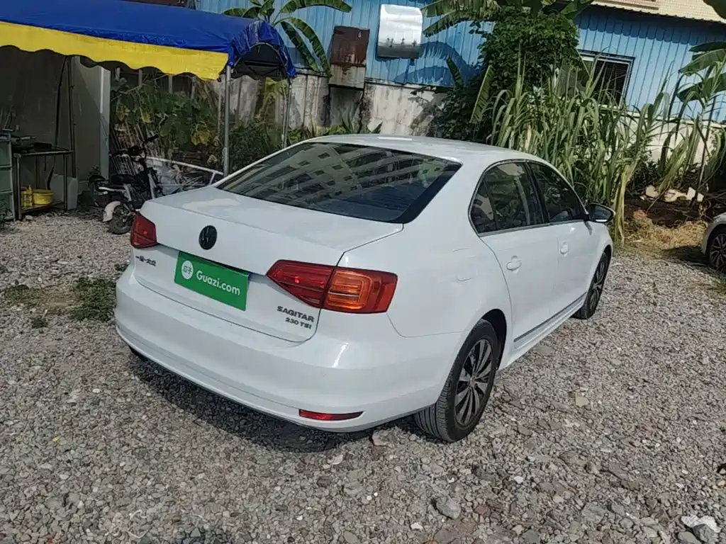 Volkswagen Sagitar — миниатюра 7