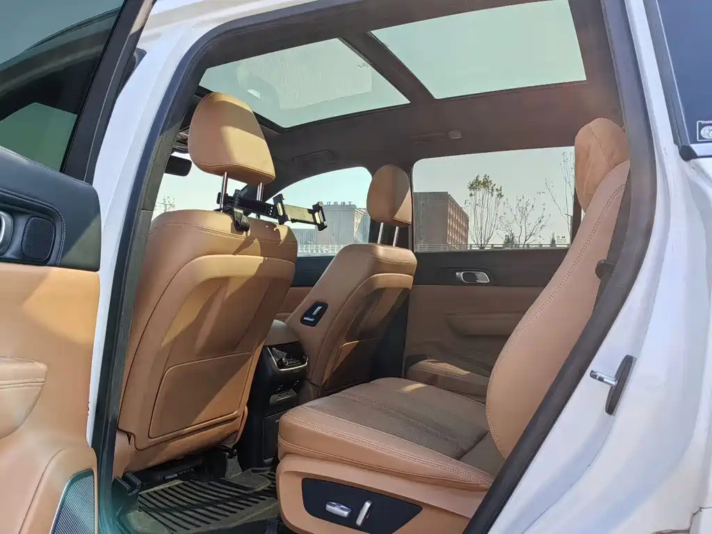 Li Auto Li ONE — миниатюра 5