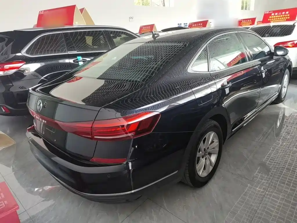 Volkswagen Passat — миниатюра 7